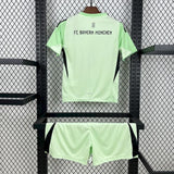 Kit Criança FC Bayern Munique 2025-26 Guarda-Redes