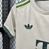 Kit Criança FC Bayern Munique 2025-26 Edição Especial